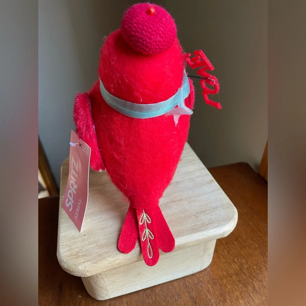 2023 Target Spritz Valentine’s Day Red Hearts Felt Fabric Bird Love Aerial Beret